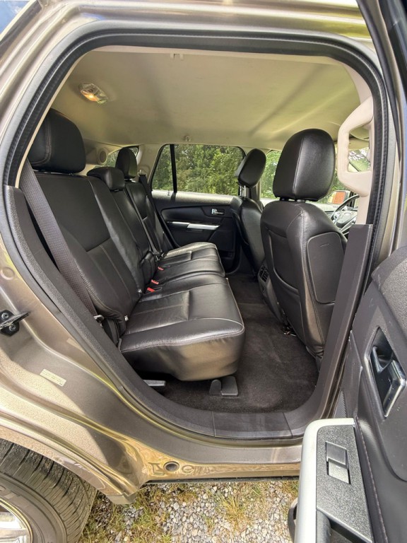 2014 Ford Edge Image 14