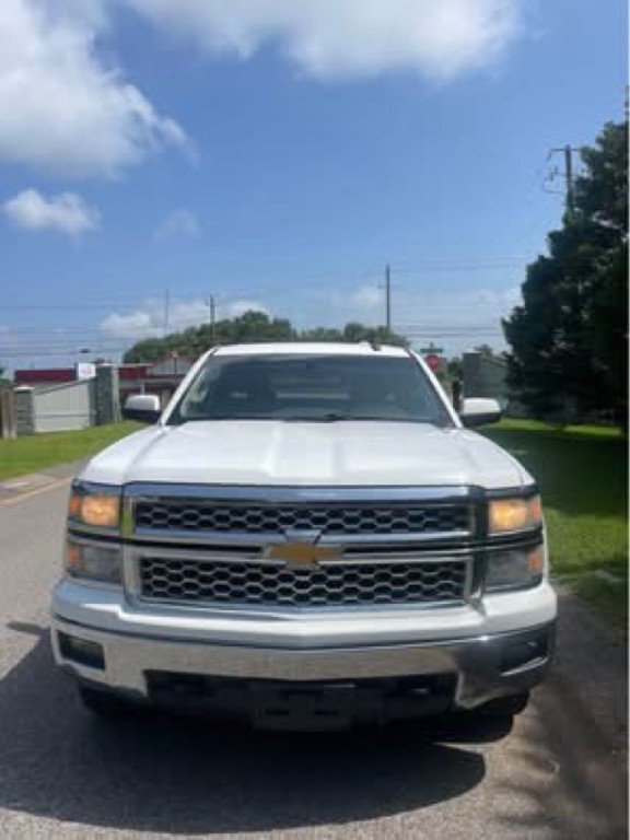 2015 Chevrolet Silverado 1500 Image 2