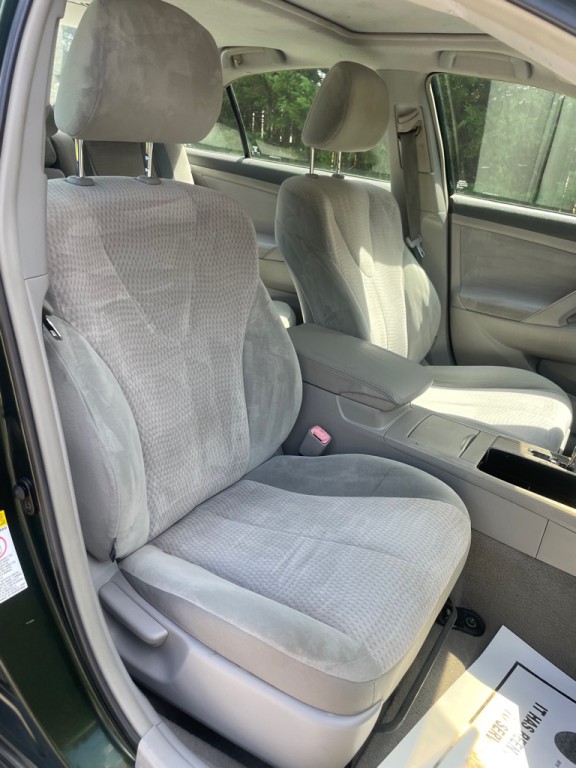 2011 Toyota Camry Image 15