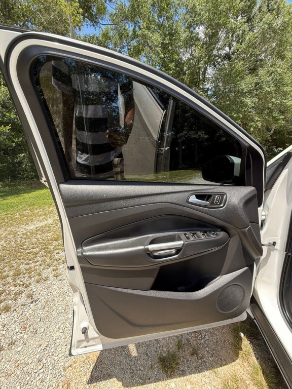2018 Ford Escape Image 9