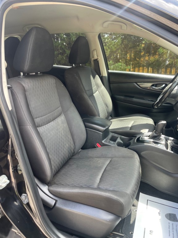 2019 Nissan Rogue Image 8