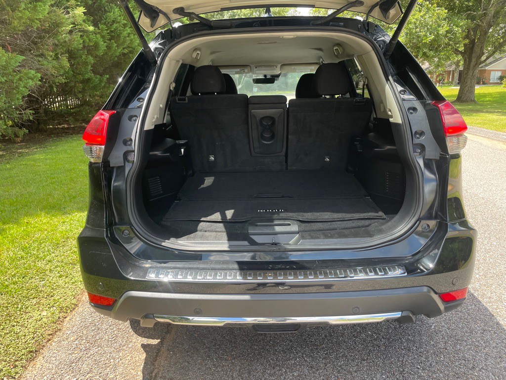 2019 Nissan Rogue Image 13