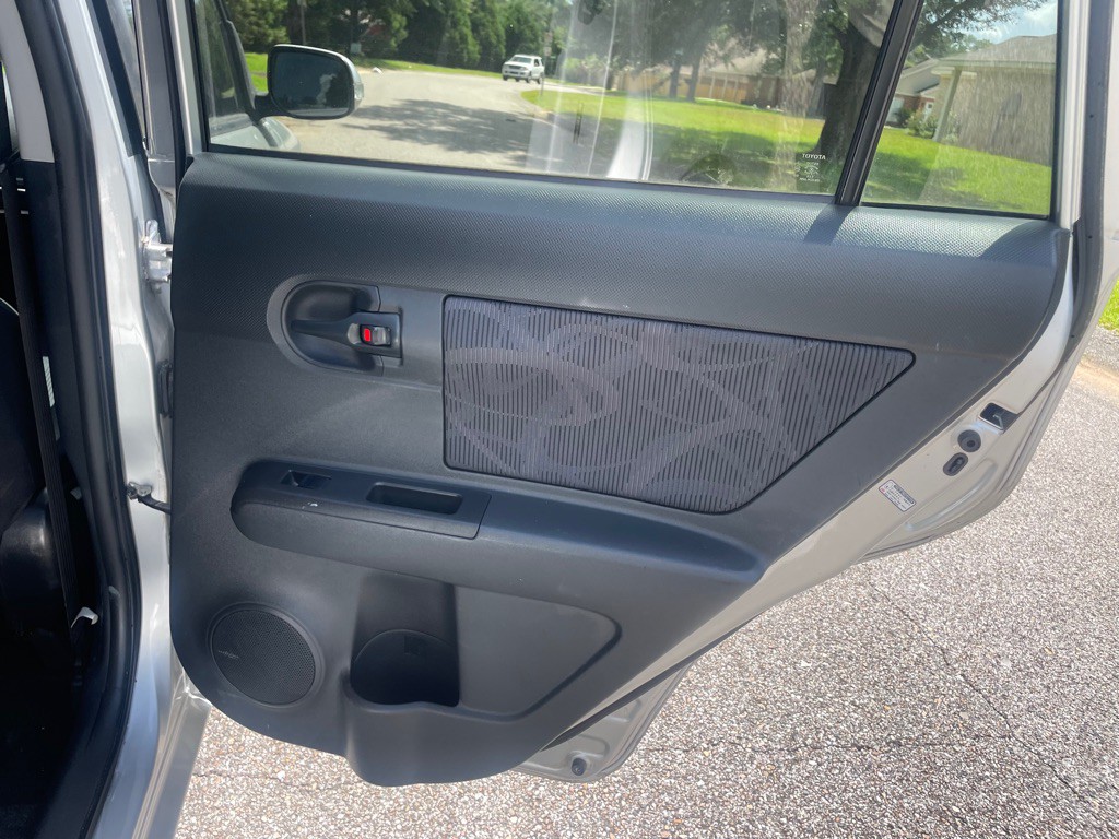 2012 Scion xB Image 14