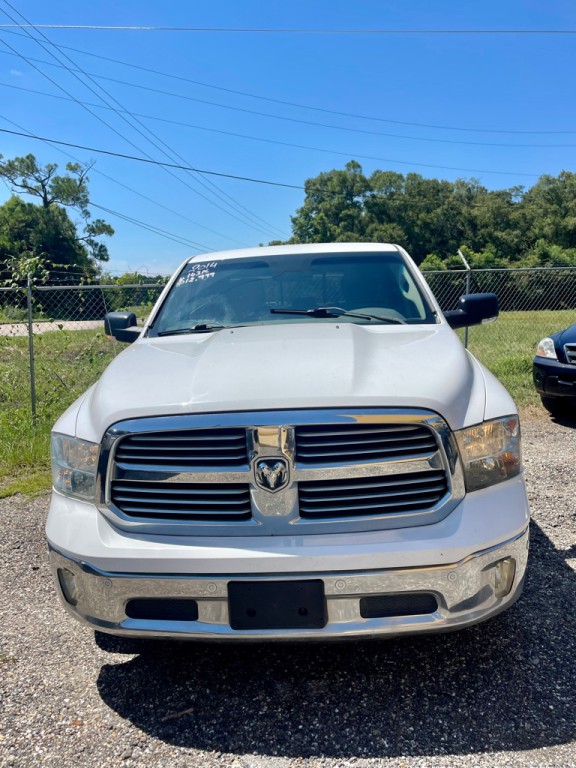 2014 RAM 1500 Image 2