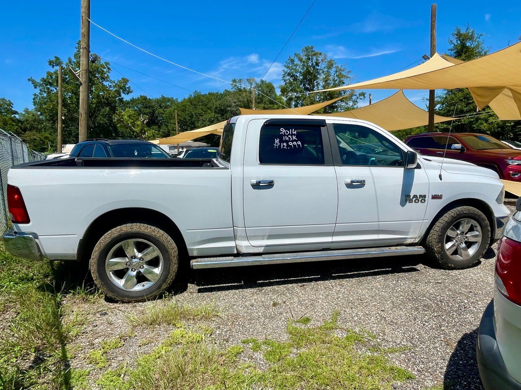 2014 RAM 1500 Image 4