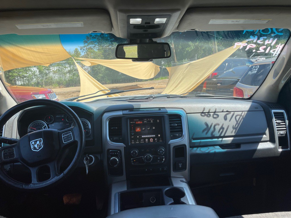 2014 RAM 1500 Image 8