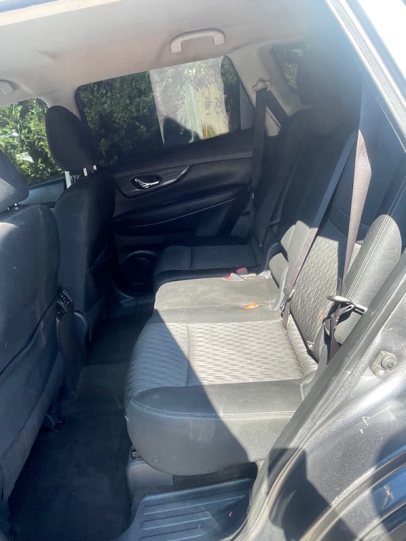 2018 Nissan Rogue Image 9