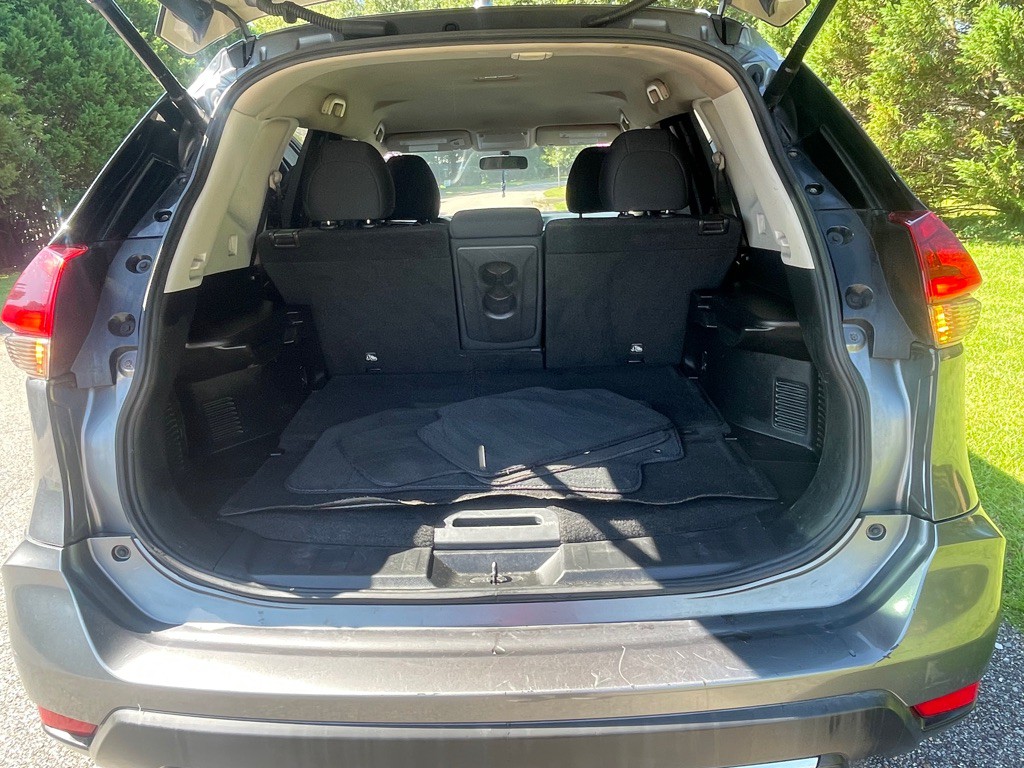 2018 Nissan Rogue Image 11