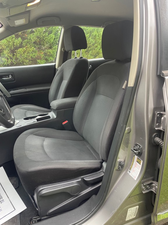 2015 Nissan Rogue Image 8