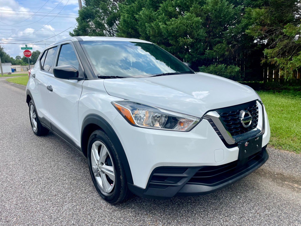 2020 Nissan Kicks Image 5