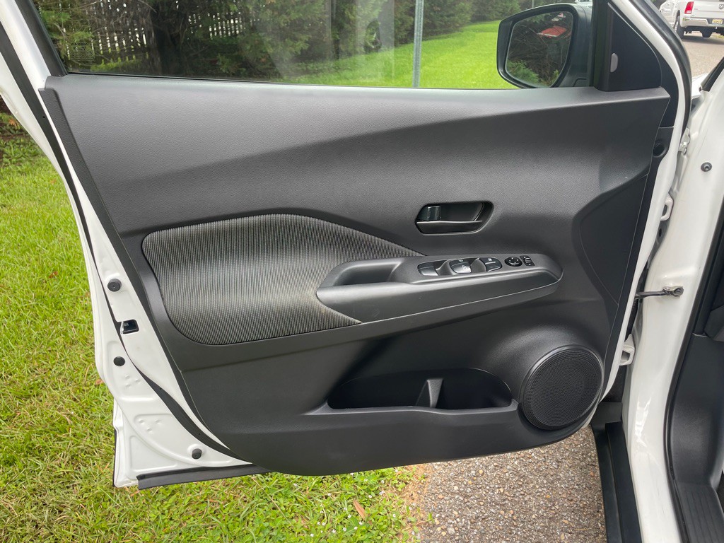 2020 Nissan Kicks Image 10