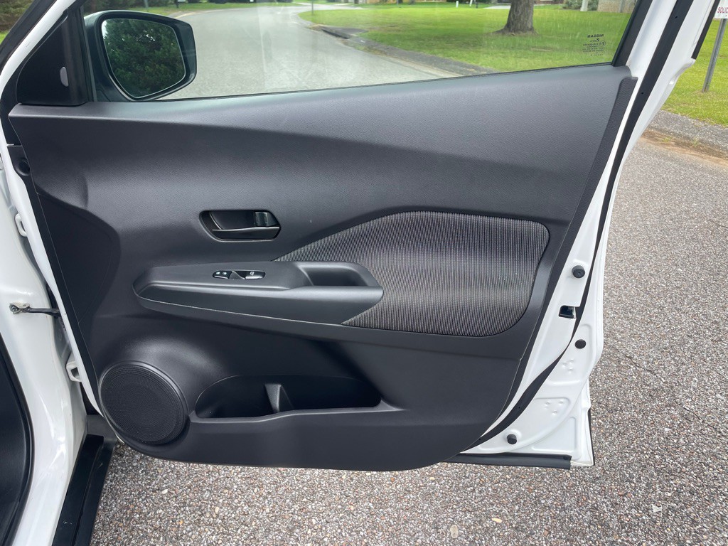 2020 Nissan Kicks Image 16
