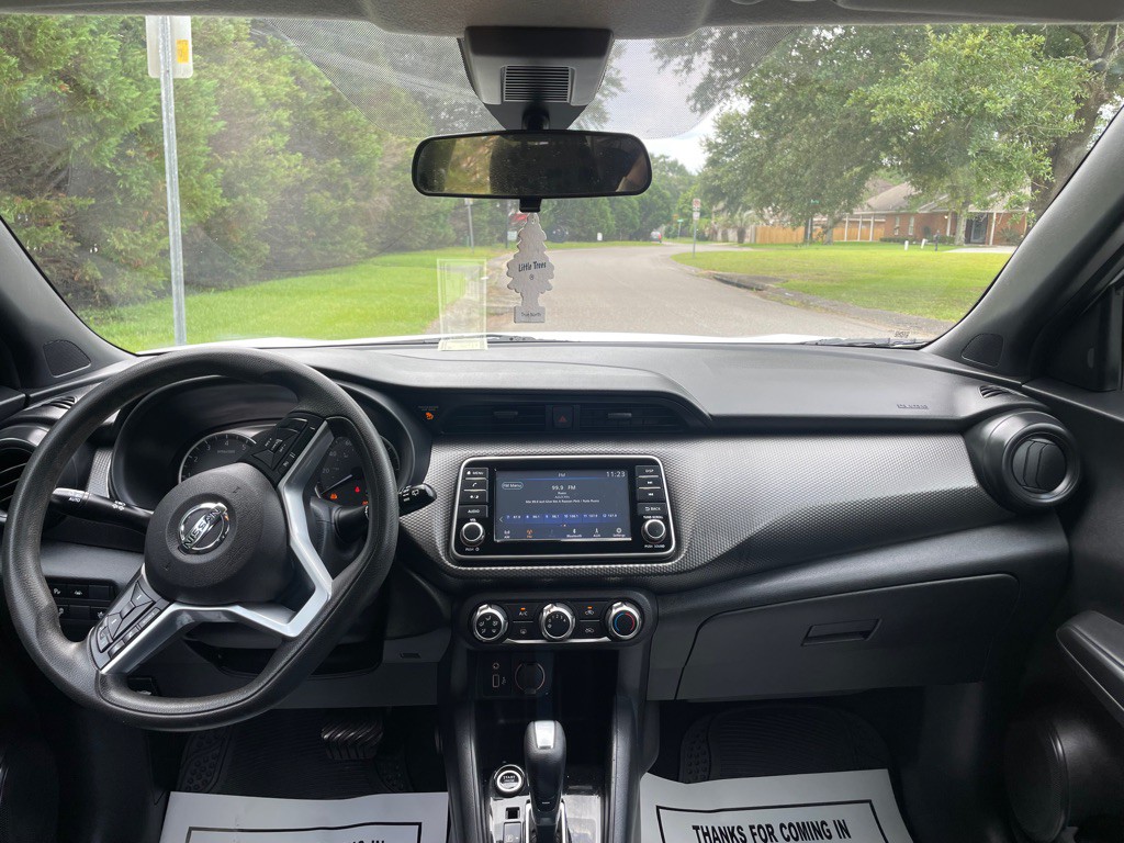 2020 Nissan Kicks Image 17