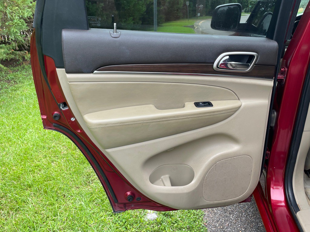 2014 Jeep Grand Cherokee Image 11