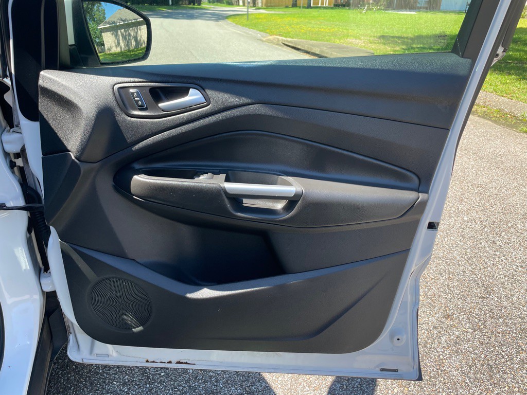 2014 Ford Escape Image 16