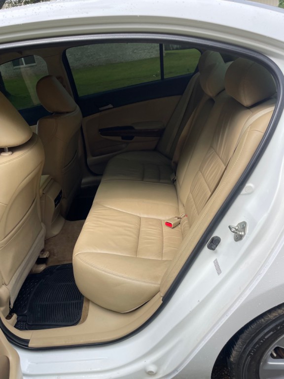 2012 Honda Accord Image 10