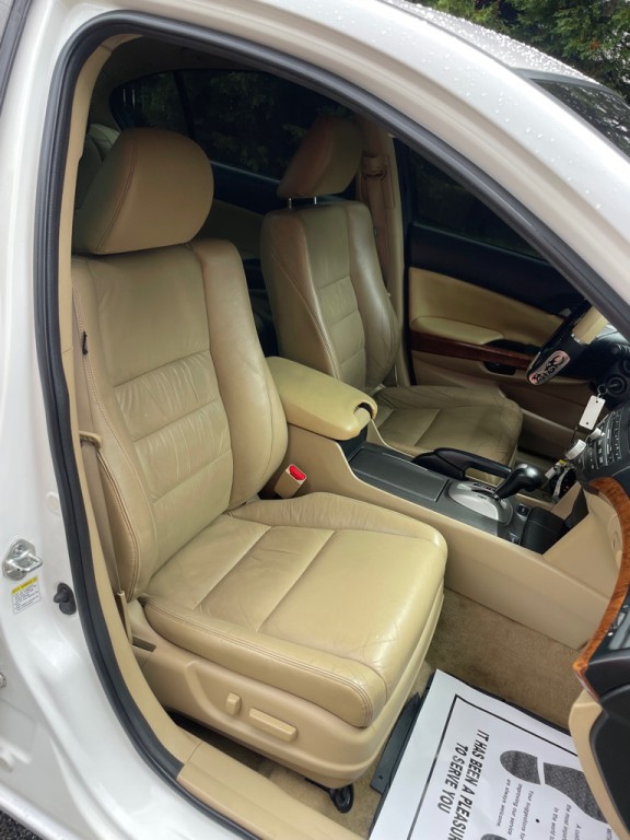 2012 Honda Accord Image 15