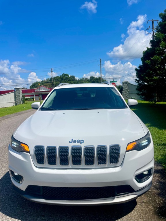 2020 Jeep Cherokee Image 2