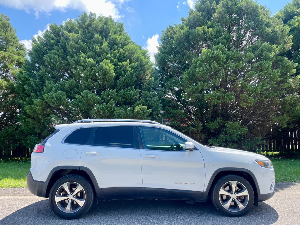2020 Jeep Cherokee Image 7
