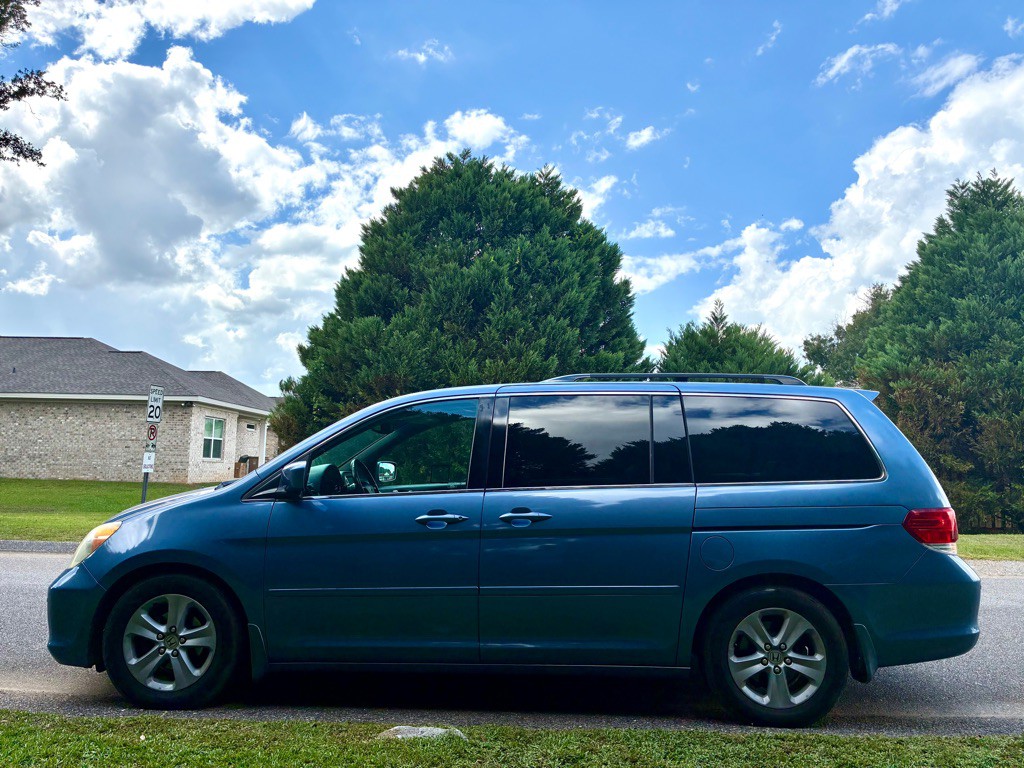 2010 Honda Odyssey Image 3