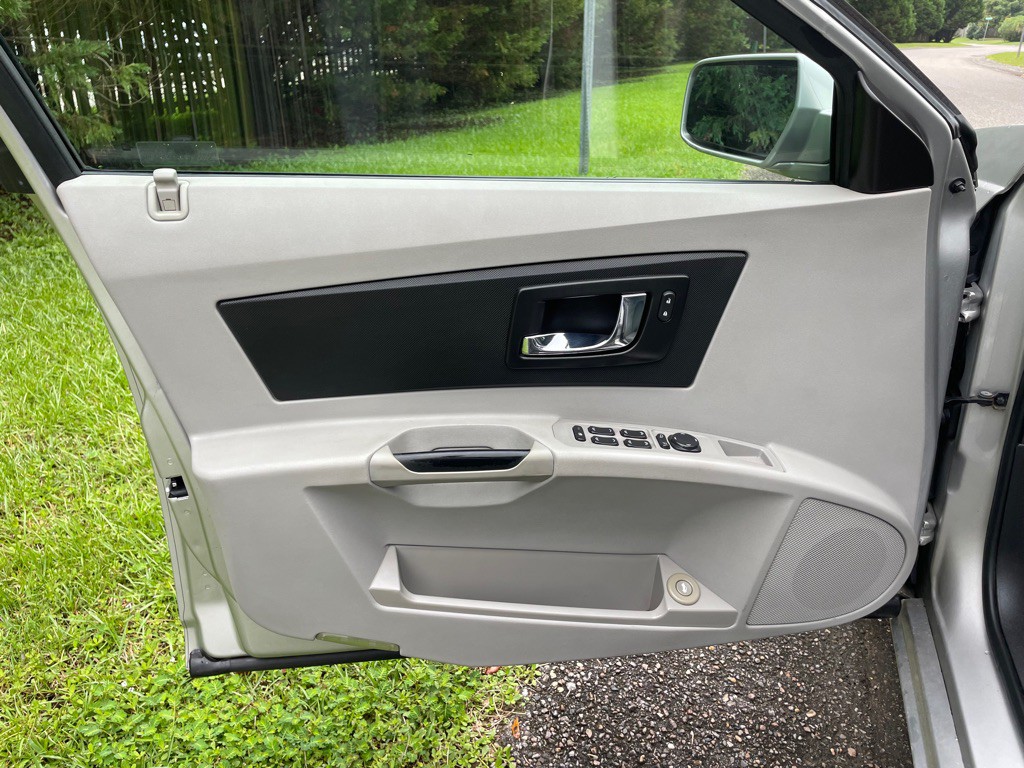 2007 Cadillac CTS Image 9