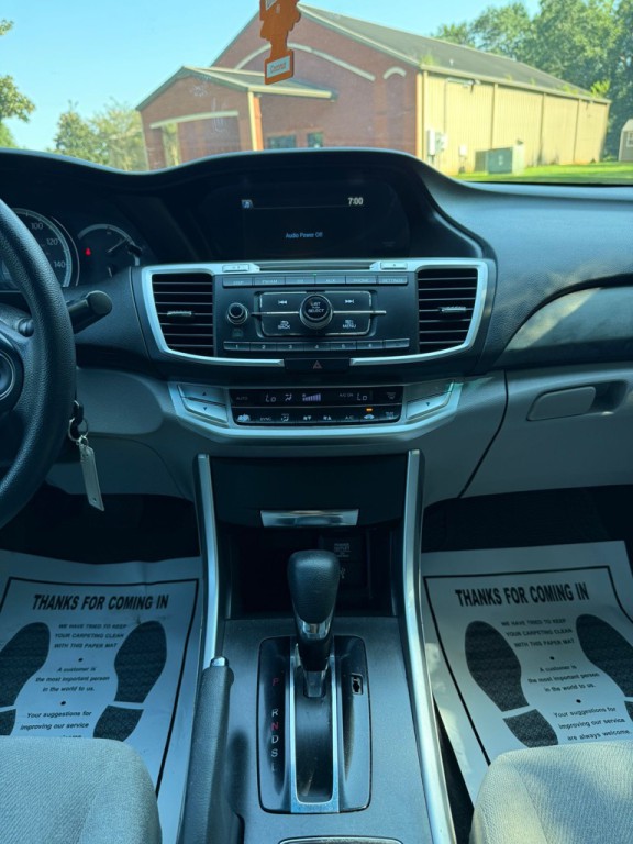 2013 Honda Accord Image 13