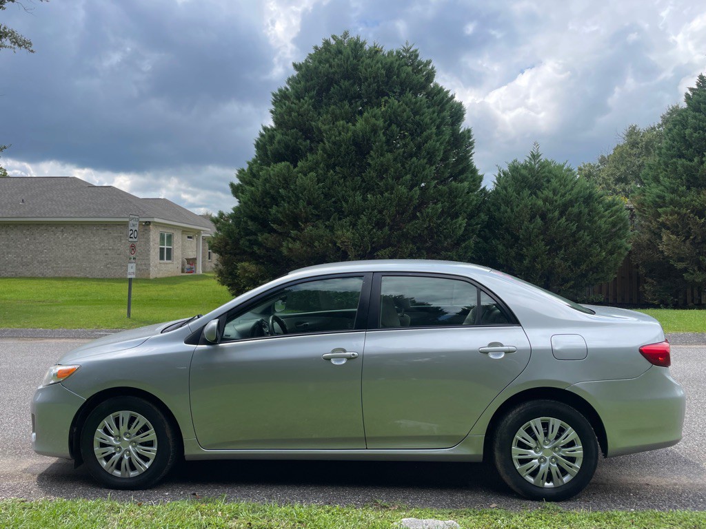 2011 Toyota Corolla Image 3