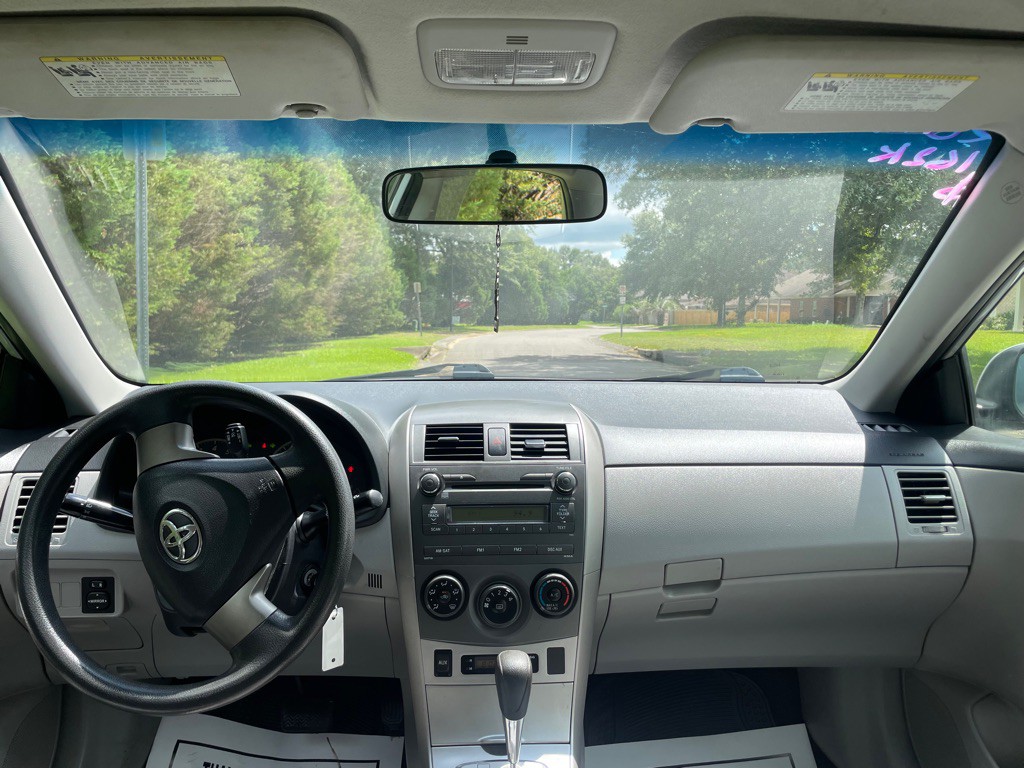 2011 Toyota Corolla Image 15