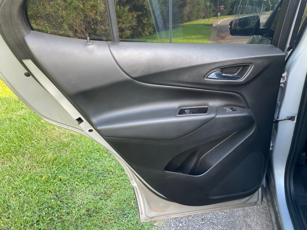 2019 Chevrolet Equinox Image 12