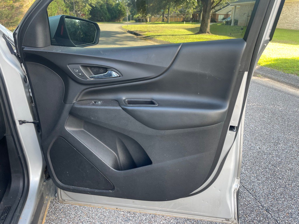 2019 Chevrolet Equinox Image 16