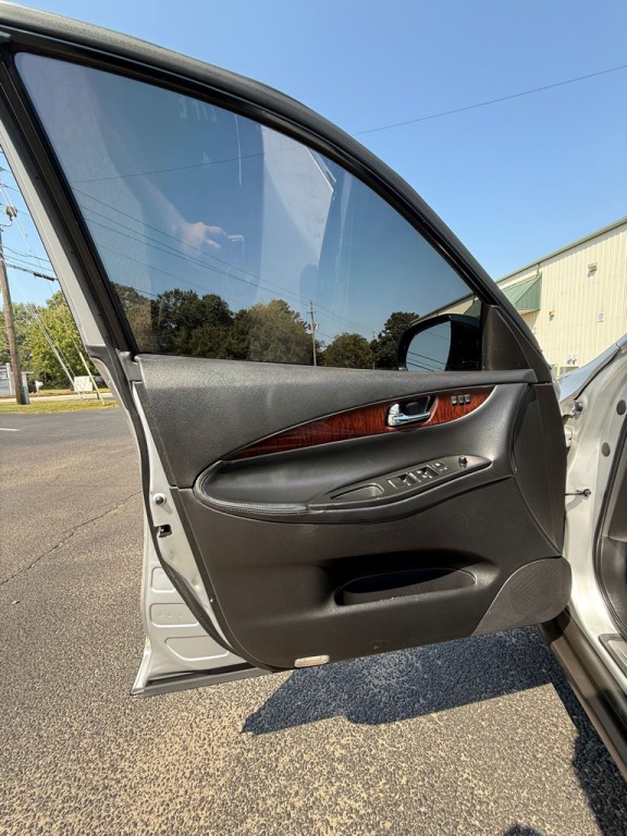 2017 INFINITI QX50 Image 10