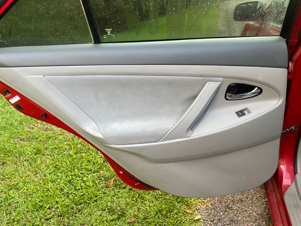 2011 Toyota Camry Image 11