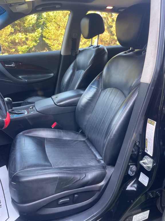 2016 INFINITI QX50 Image 9