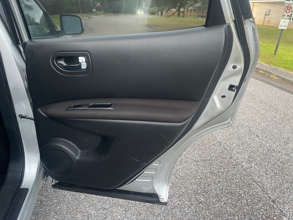 2013 Nissan Rogue Image 15