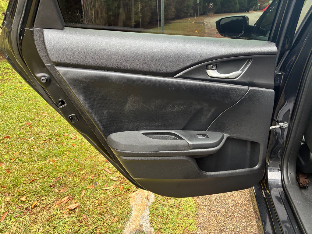 2017 Honda Civic Image 15