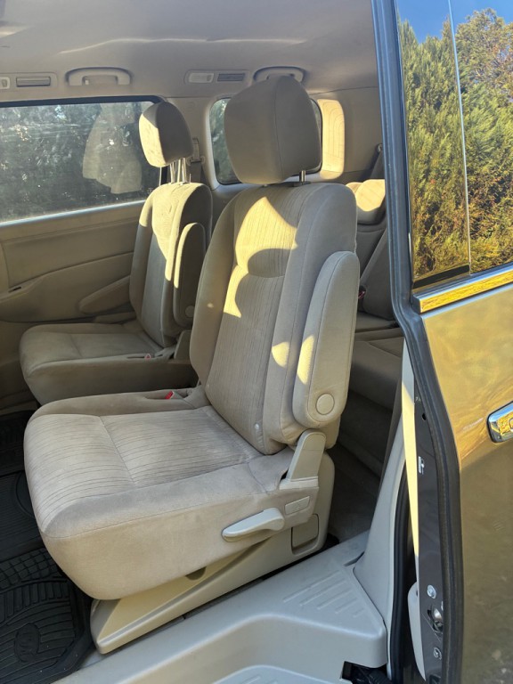 2015 Nissan Quest Image 10