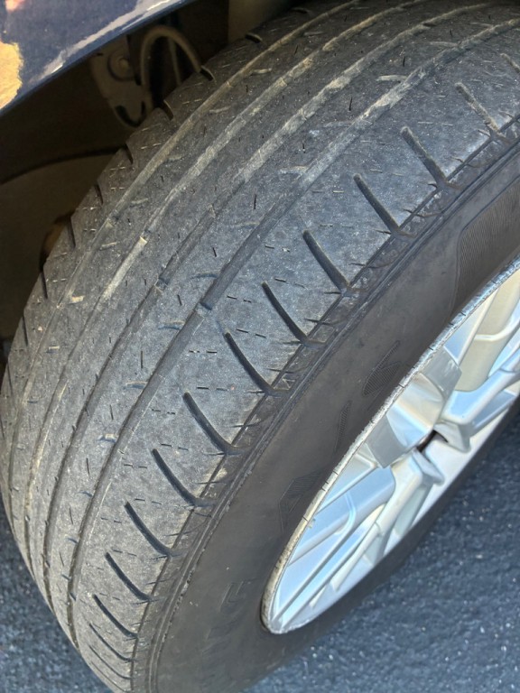 2017 Toyota Camry Image 15