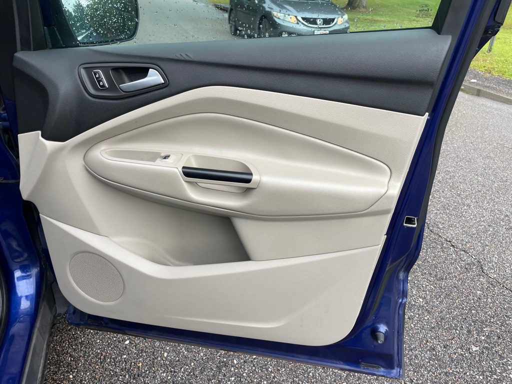 2014 Ford Escape Image 17