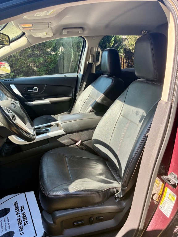 2011 Ford Edge Image 8