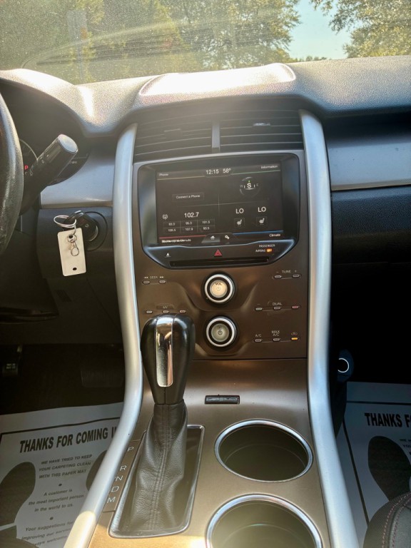 2011 Ford Edge Image 13