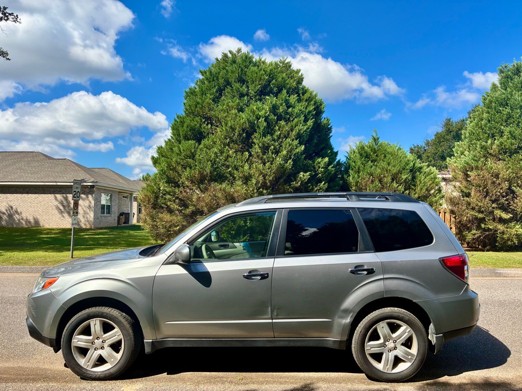 2010 Subaru Forester Image 7