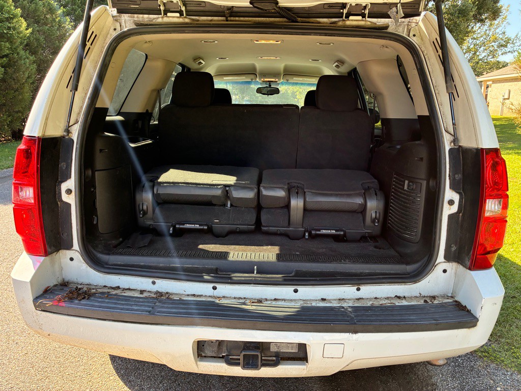 2011 Chevrolet Tahoe Image 12
