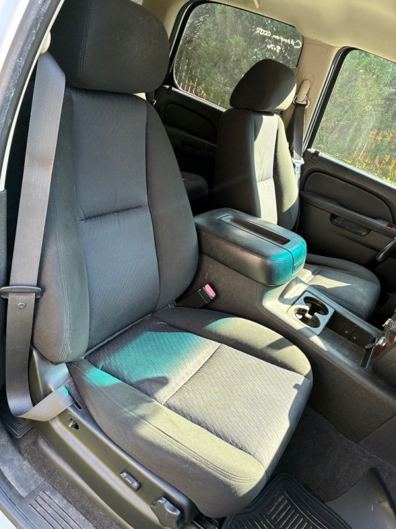 2011 Chevrolet Tahoe Image 15