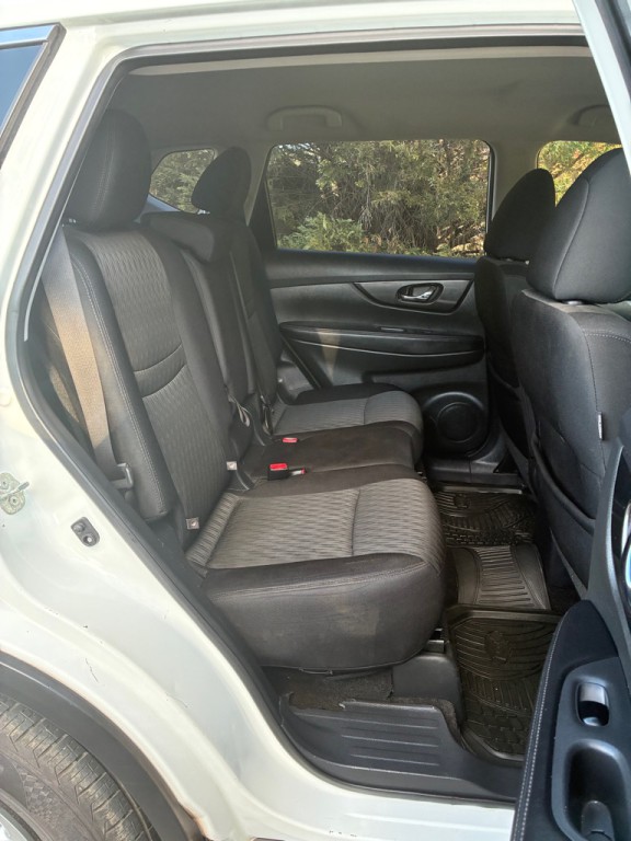 2017 Nissan Rogue Image 13