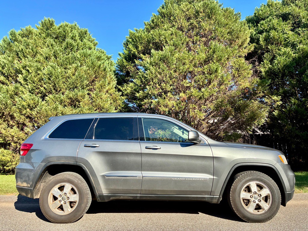 2012 Jeep Grand Cherokee Image 3