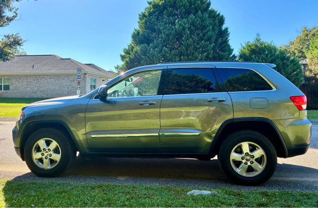 2012 Jeep Grand Cherokee Image 7