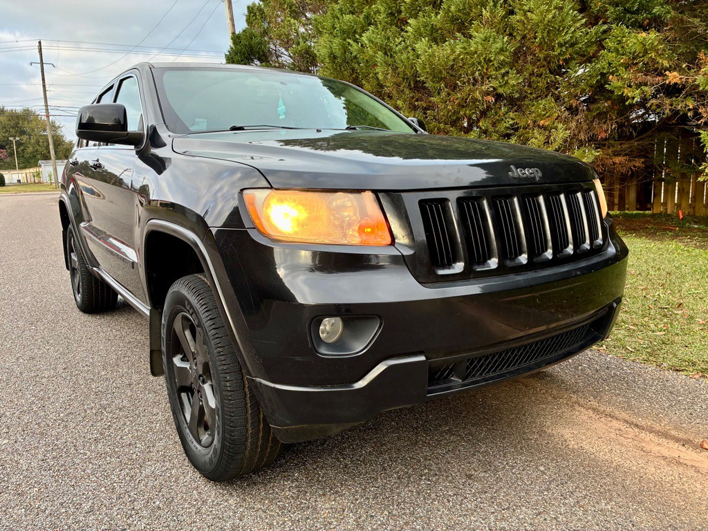 2012 Jeep Grand Cherokee Image 5