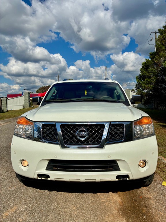 2015 Nissan Armada Image 2