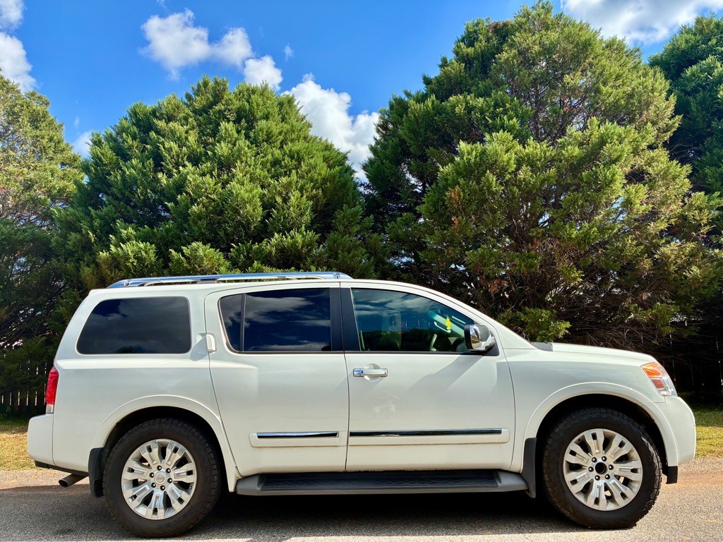 2015 Nissan Armada Image 5