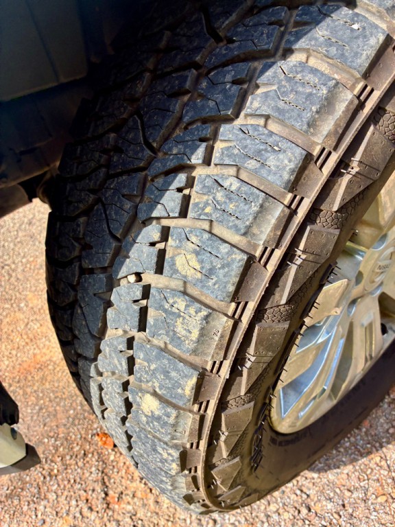 2015 Nissan Armada Image 19